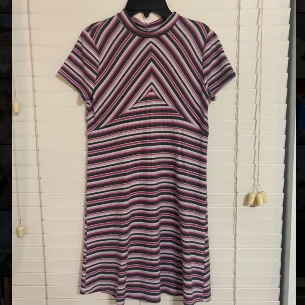 Lovefire girls XL dress